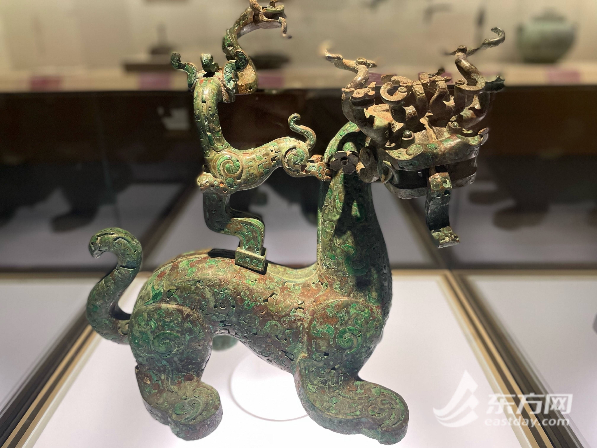 夏商周珍贵文物亮相上博, 重磅大展"宅兹中国"探寻中华文明起源