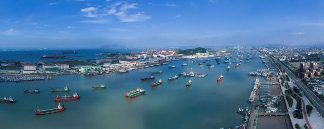 浙江省舟山市沈家门渔港,美不胜收.(张磊/摄)