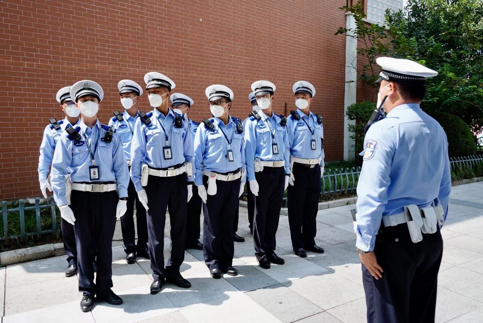 "授证换标" ,辅警队伍迎接新使命