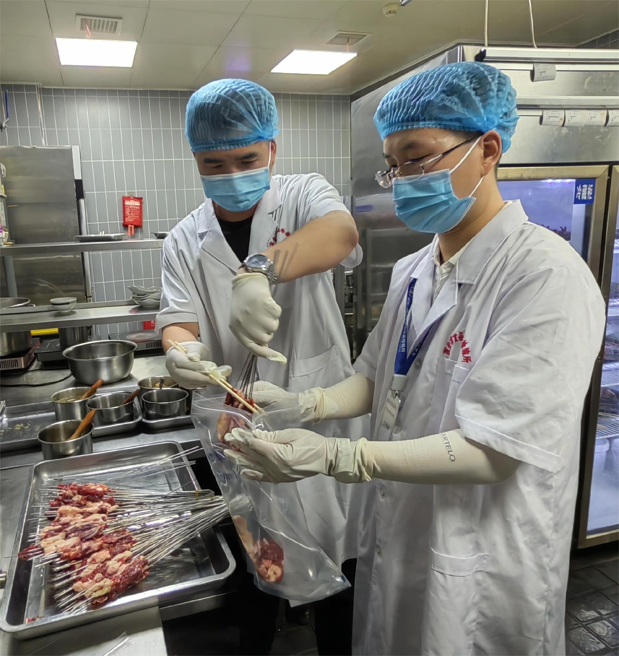 陕西西安食品抽检护航夜市消费