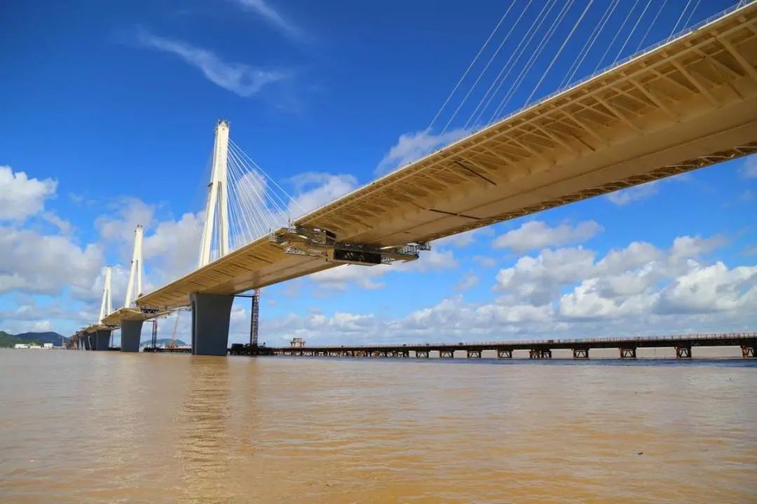 今晨合龙金海大桥传来最新消息