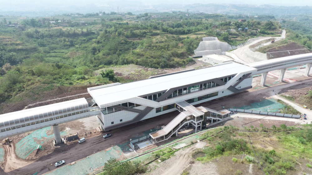 重庆又一轨道站上热搜还记得那年的曹家湾站吗如今变成这样了