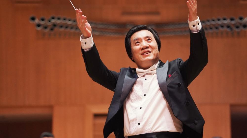 国家一级指挥,爱乐汇交响乐团艺术总监,常任指挥范焘.