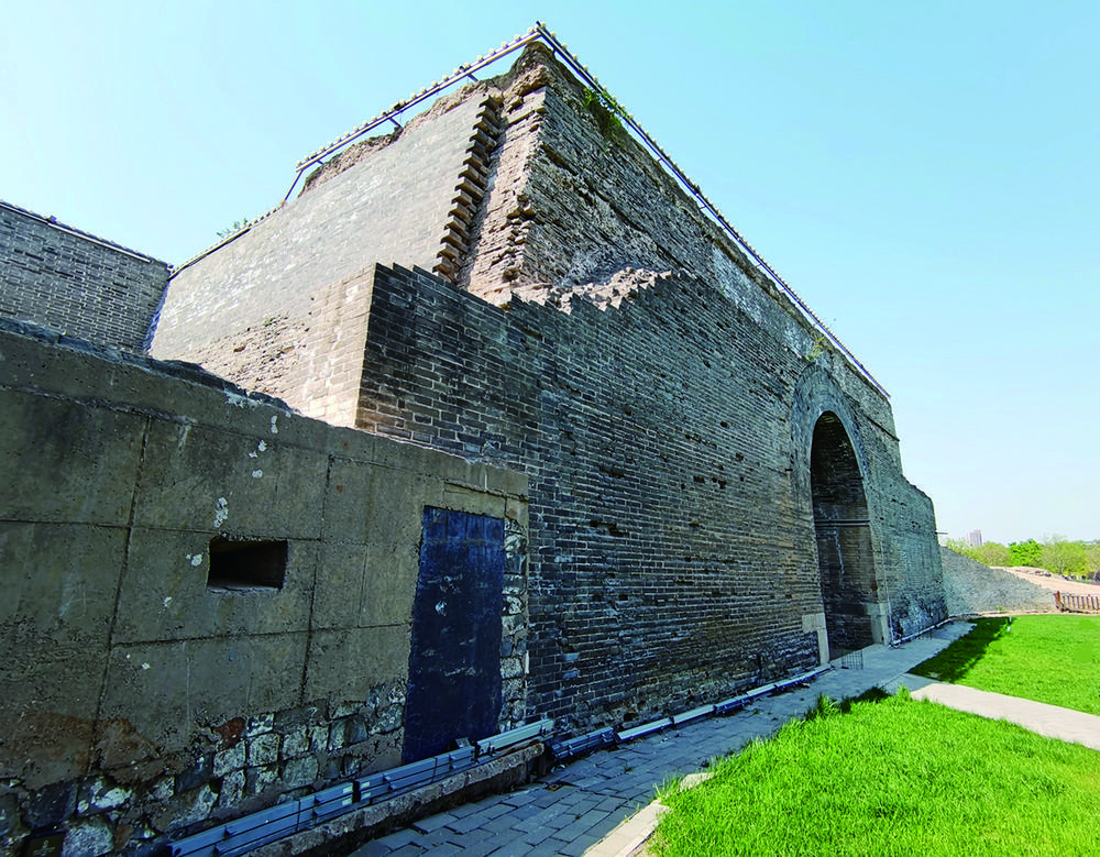 九省通衢三雄镇 秀挹太行四城门