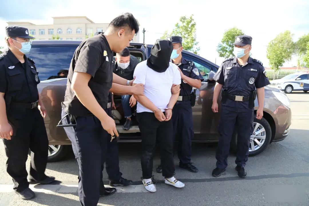 齐齐哈尔市拜泉县将潜逃24年且漂白身份犯罪嫌疑人抓捕归案巩固反诈