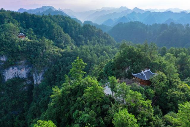 8月7日拍摄的云台山景区（无人机照片）。新华社记者 刘续 摄