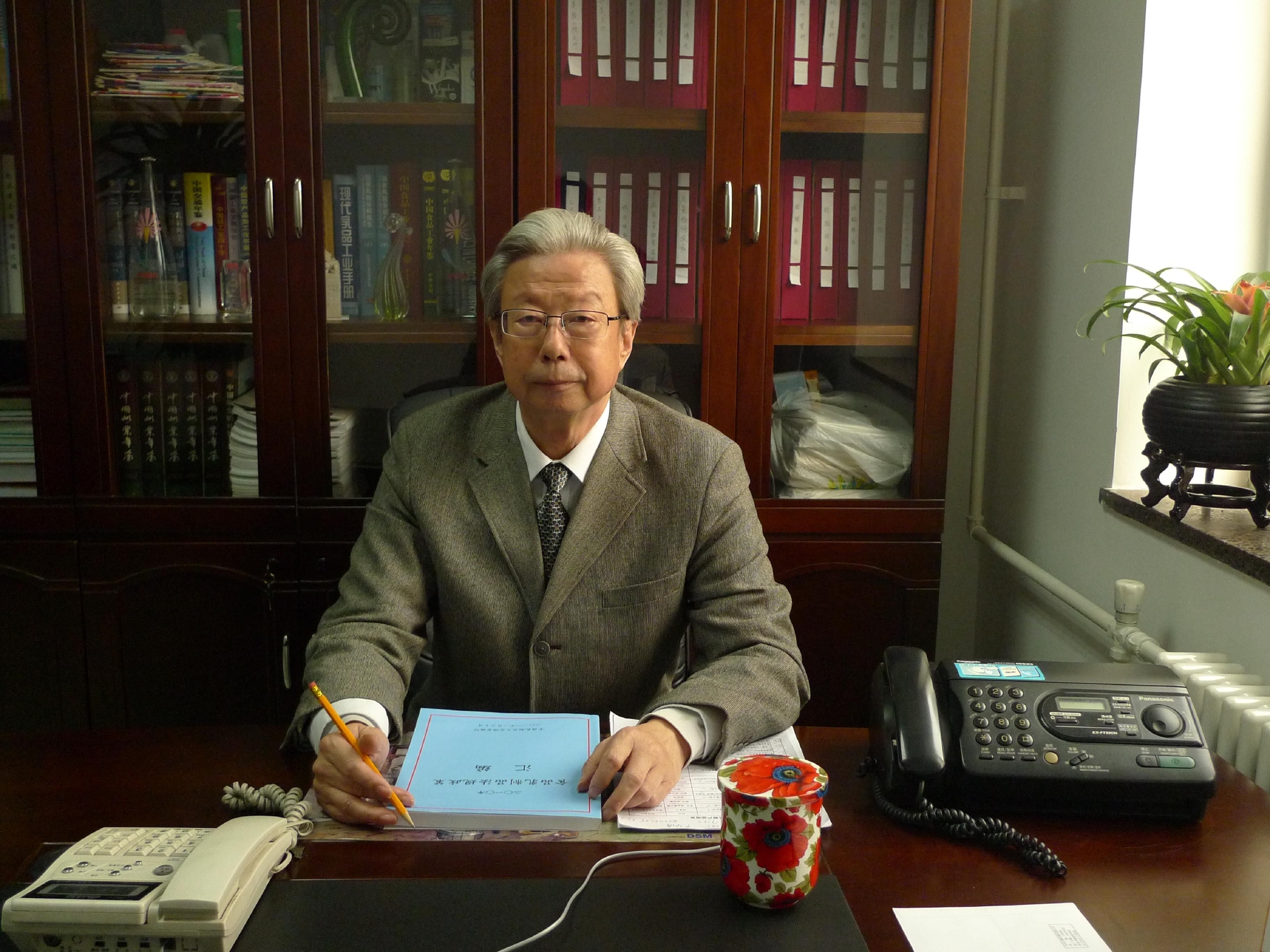 国际乳品联合会中国国家委员会名誉主席、中国乳制品工业协会原理事长宋昆冈。 受访者供图