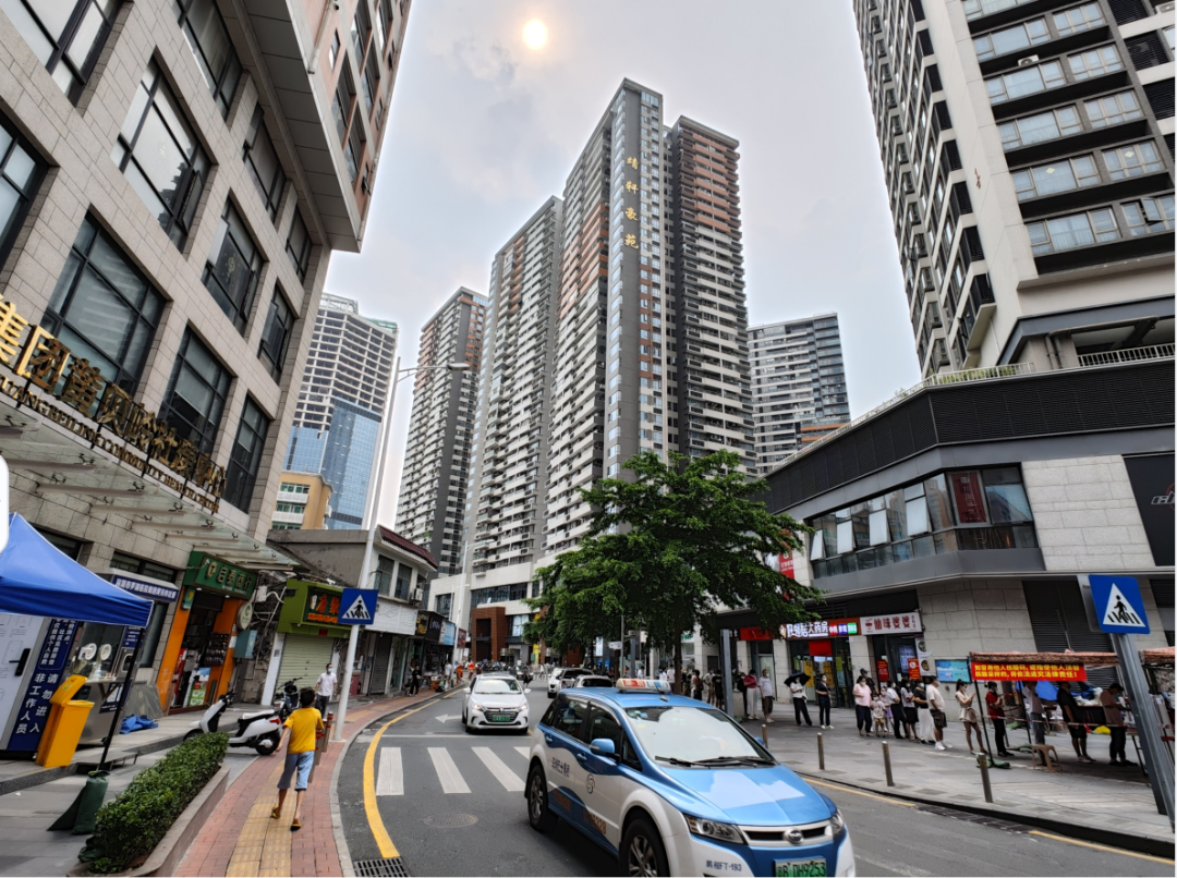 黄贝岭街景.总台央广中国之声记者管昕摄