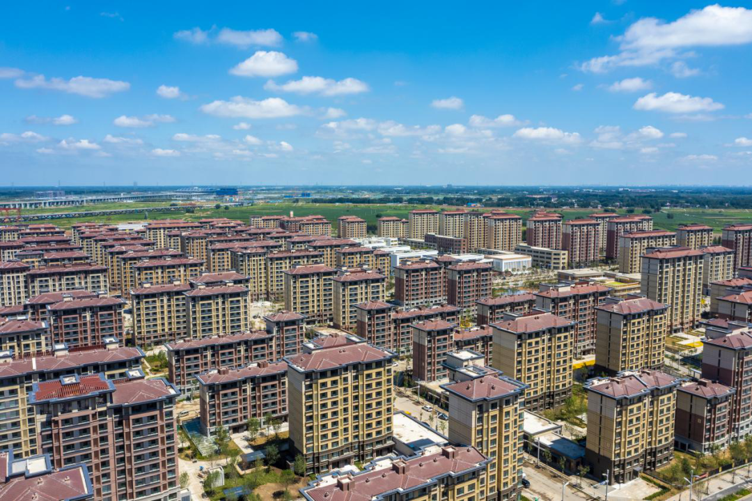 航拍的雄东片区a单元安置房项目.河北日报记者李东宇摄