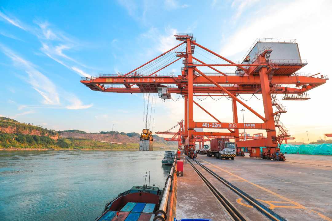 宜宾:港口吞吐量稳步增长|经济日报_新浪财经_新浪网