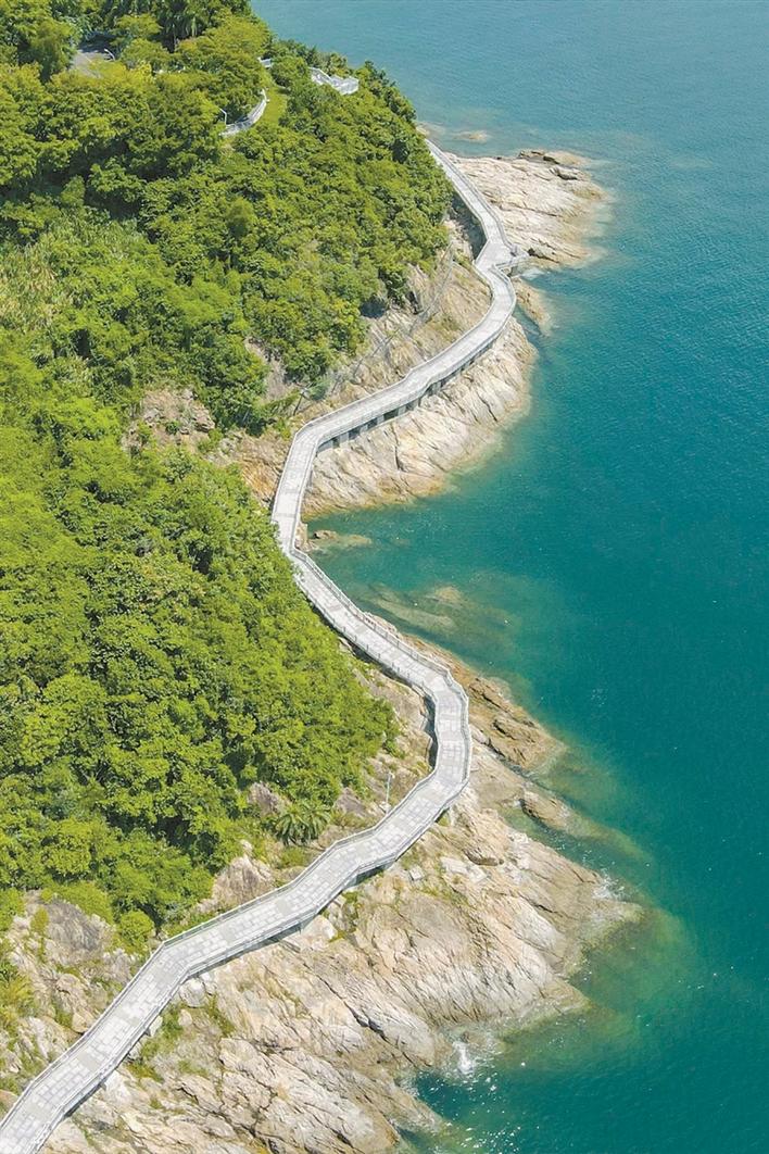 盐田海滨栈道山海尽头的浪漫