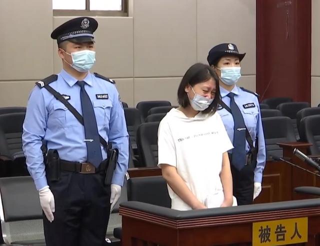 劳荣枝案二审开庭,劳荣枝二哥:她精神上有点崩溃,如判死刑希望能重审