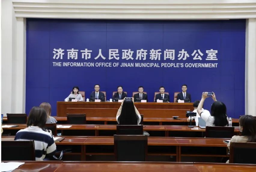全国首创！无须提前还贷或垫付，济南宣布二手房"带押过户"，释放什么信号？
