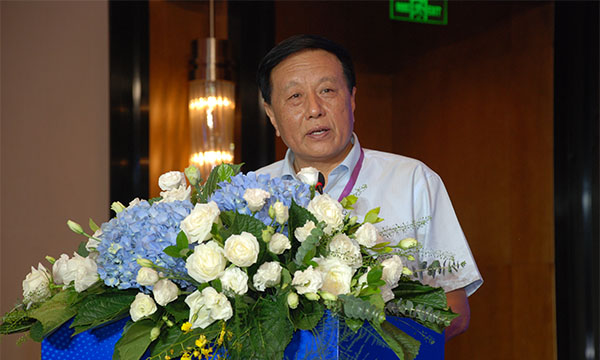 (图为山西晋商培训学院周晓明致辞)