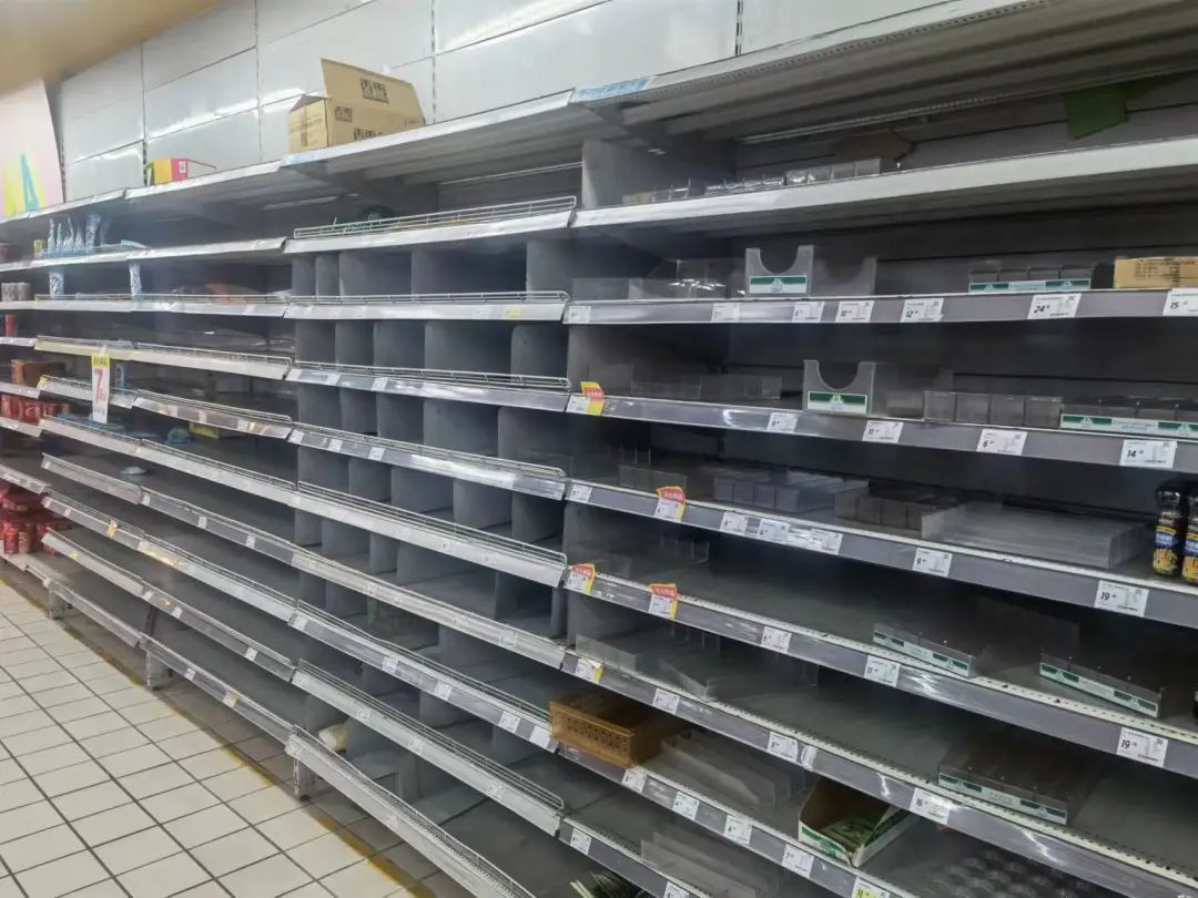 不少货架都空了!宁波这家大型超市要停业?真相是……_新浪财经_新浪网