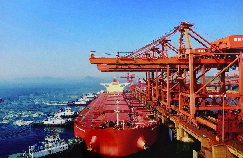 港口雄开万里流服务东北三省一区辽宁港口群供给能力充足