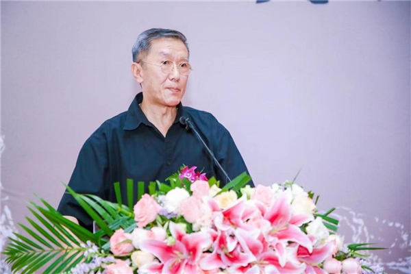 　　清华大学美术学院教授、博士生导师、著名雕塑家魏小明 致辞