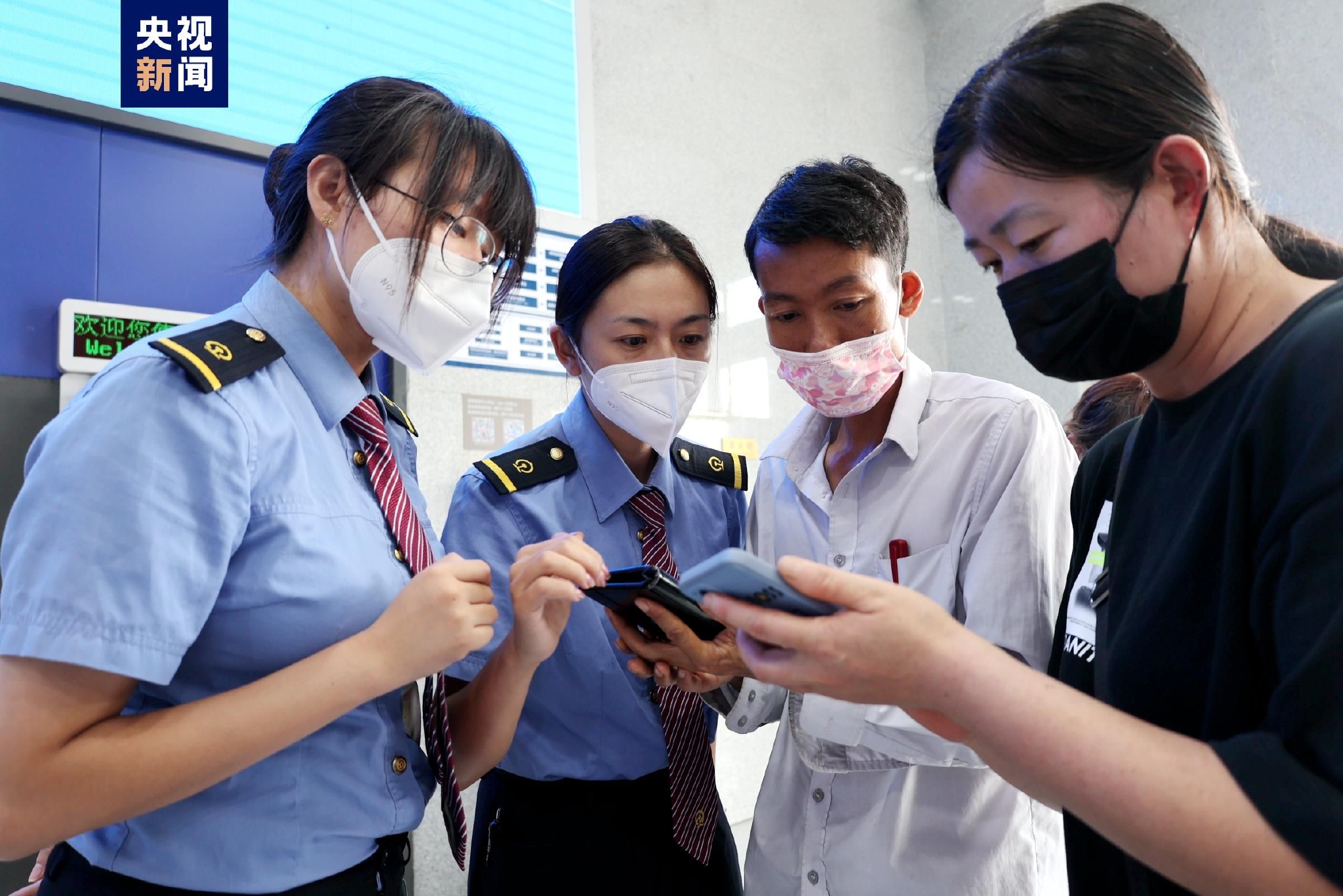 大瑞铁路大保段运营"满月" 发送旅客突破40万人次|大理白族自治州