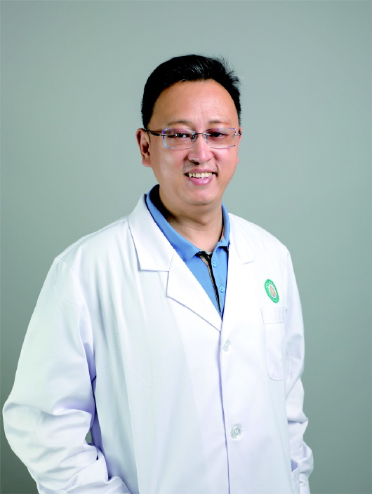 记者 于佳霖 通讯员 李成修 崔方荣 李凌峰"斜杠医生"姜鹏飞有点火.