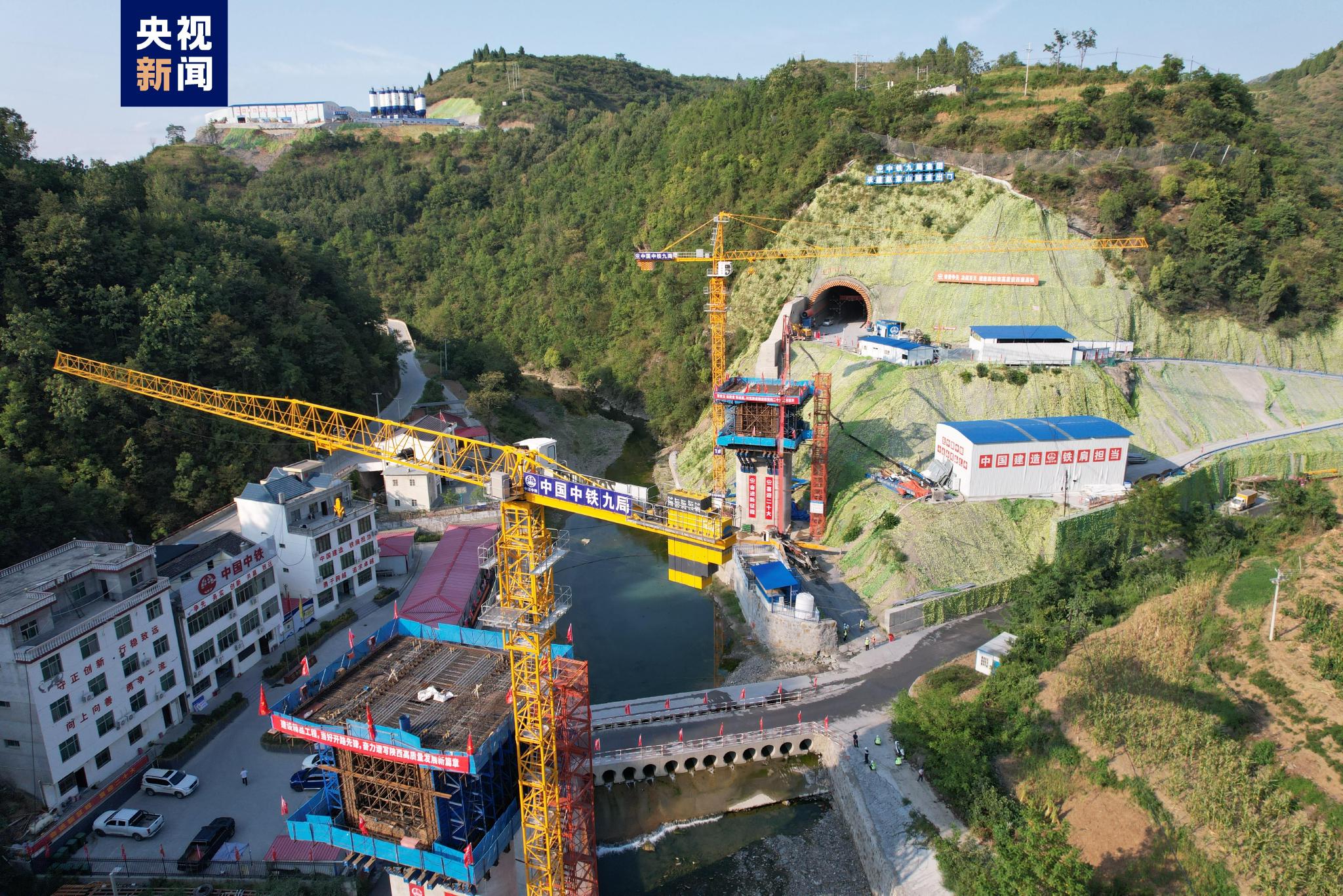 陕西西康高铁桥梁工程建设进入加快施工新阶段|高铁_新浪财经_新浪网