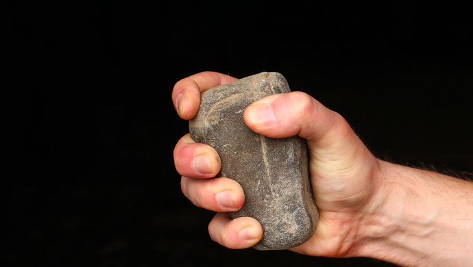 台湾士兵朝大陆无人机丢石头,名嘴们坐不住了…|无人机_新浪财经_新浪