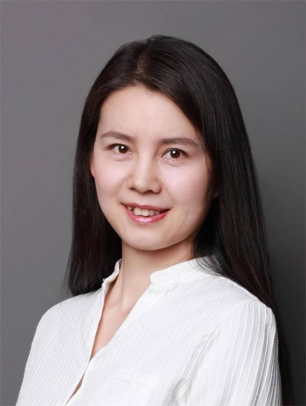 　　黄蕤博士