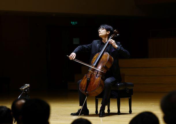 "乐见古典"展现室内乐精品 莫漠大提琴演绎"时间简史"|音乐会_新浪