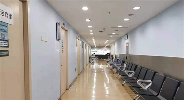 　　宁波市第一医院皮肤科门诊