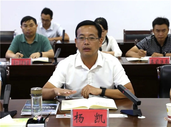 三都县县委副书记,县长杨凯先生表示,希望接下来双方加强沟通交流