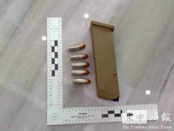 金边一公寓28日晚发生枪击案,现场发现的子弹.图自《柬中时报》
