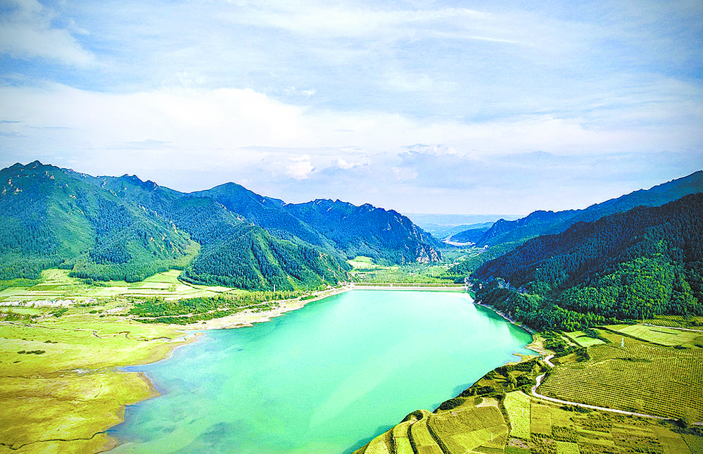 秋日的南门峡水库