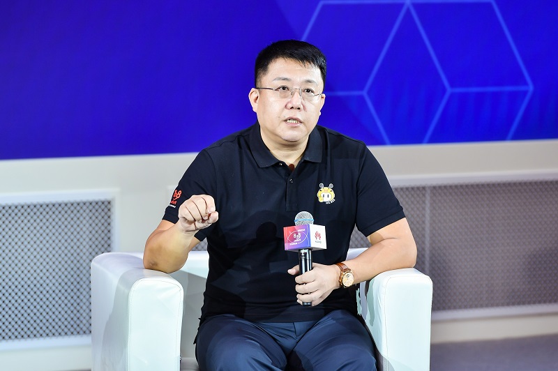 华为公司高级副总裁,中国地区部总裁鲁勇