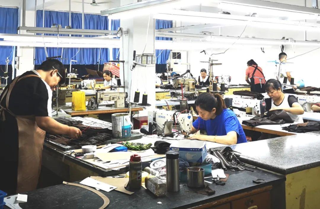 林林家的制衣工厂。图源：受访者供图