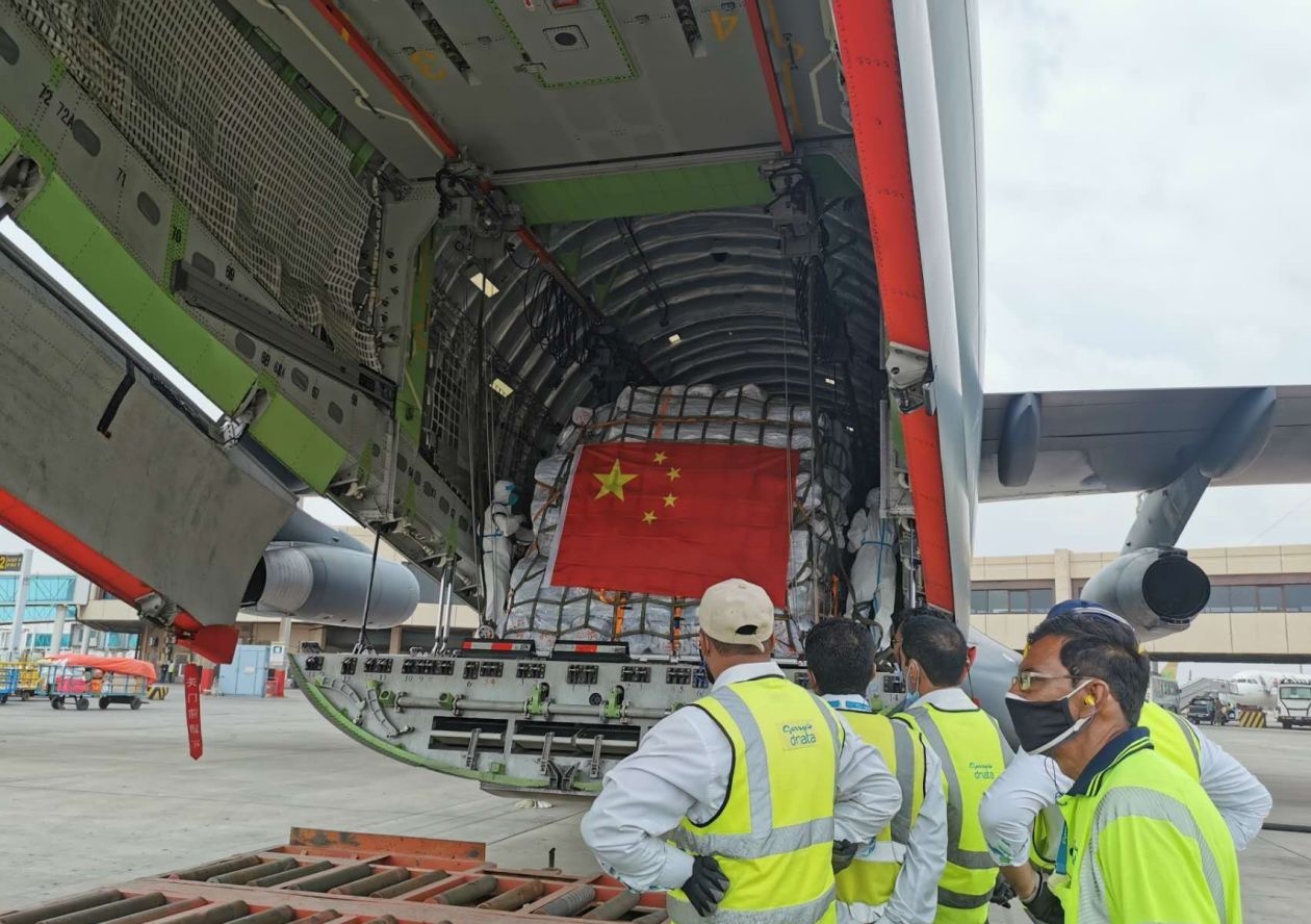 中国援助巴基斯坦抗洪救灾物资30日抵达卡拉奇,图源/cctv国际时讯