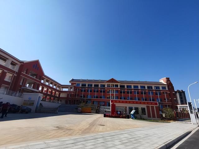 如期交付,江夏五里界中学新校区正式开学啦|中学_新浪财经_新浪网