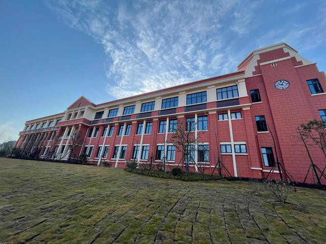 如期交付,江夏五里界中学新校区正式开学啦|中学_新浪财经_新浪网