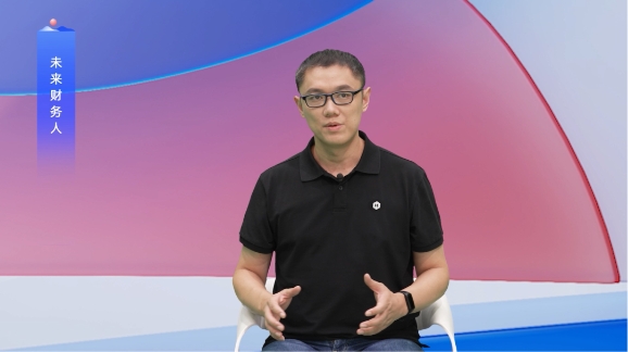 　　合思·易快报创始人兼CEO马春荃