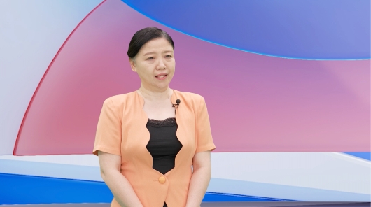 　　联办传媒集团副总裁、《财经》杂志社副社长刘霄