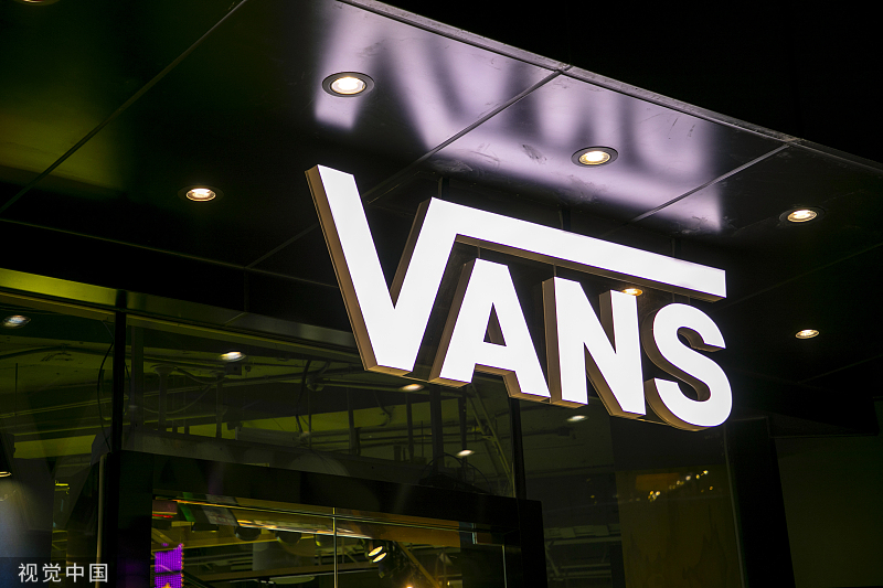 北面叫卖、Vans卖不动了,威富集团启动裁员_手机新浪网