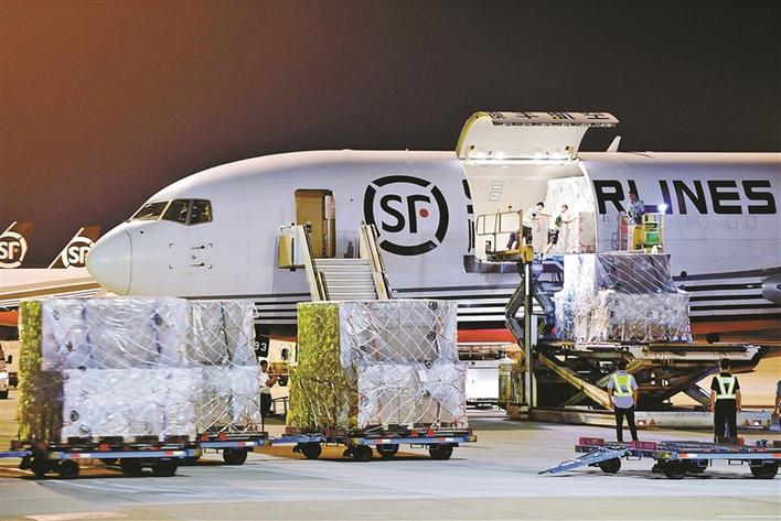 9月2日,顺丰发布2022年半年报公告.