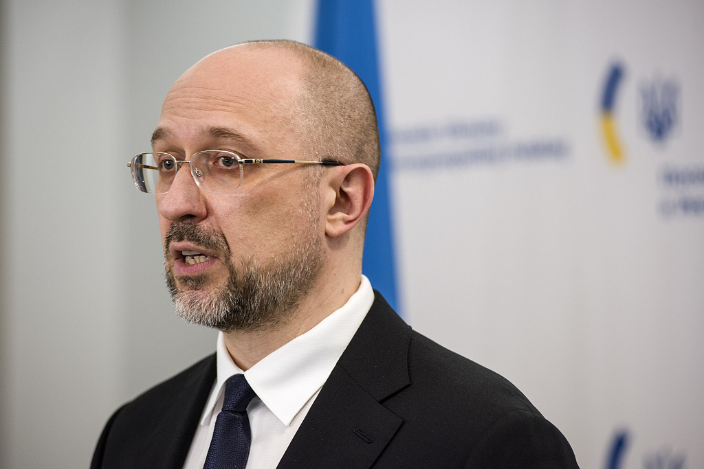 乌克兰总理什梅加尔当天访问柏林,拜会了德国总统施泰因迈尔,德国总理