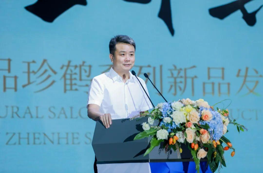 　　金东投资集团总裁办公会成员、珍酒酒业总经理 郭亮