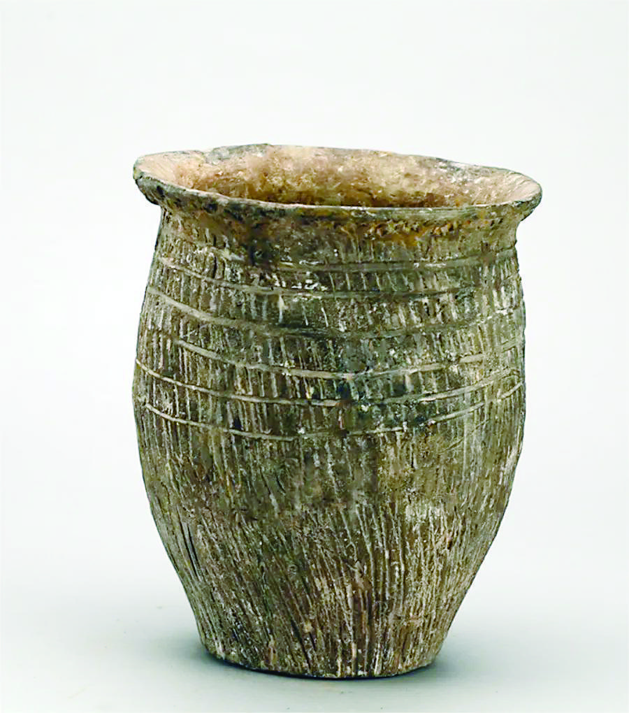 74新石器时代红陶绳纹陶罐