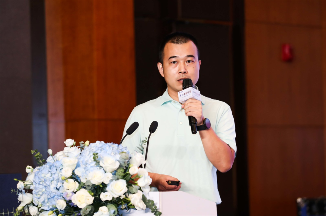 总监袁志斌,海亮新能源材料研究院副院长胡春晖,江特电机董事长王海勇