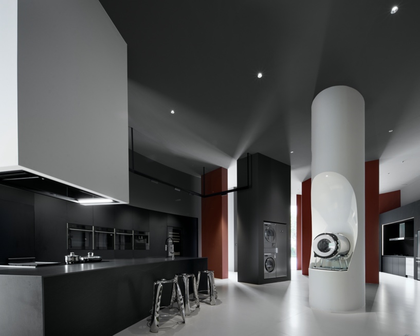 　　【将源于斯堪的纳维亚的极简设计与实用功能主义相结合】