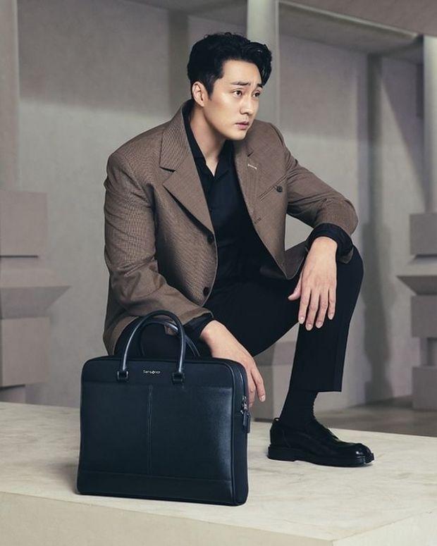 苏志燮最新写真曝光 多套服饰演绎型男魅力