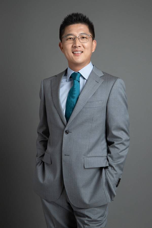 　　上海飞凯材料科技股份有限公司副董事长、首席执行官苏斌
