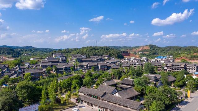 黄金旅游季 四川遂宁发放200万文旅消费券_手机新浪网