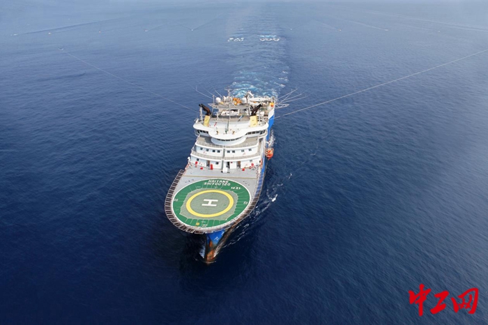 2022年8月26日，「海洋石油720」對國產化物探裝備整體進行海試。陳志瑋 攝