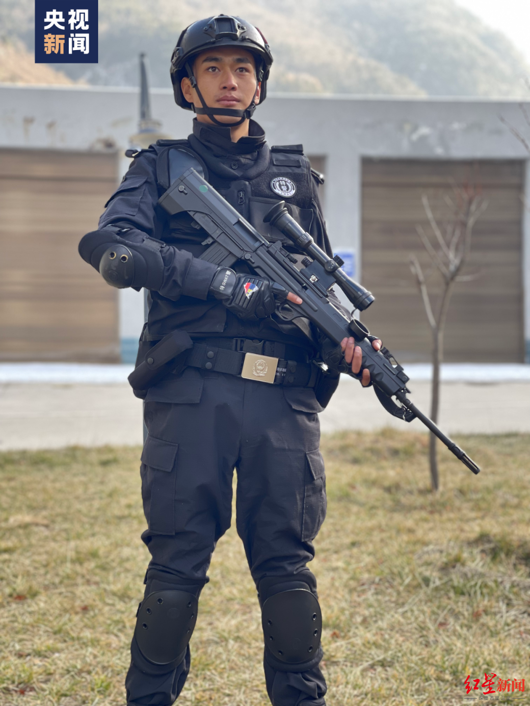 对话"飞夺泸定桥般救援"的特警队员:15人爬绳渡河救援 钢丝绳仅手指粗